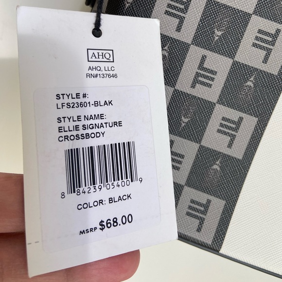 LONDON FOG ELLIE SIGNATURE CROSSBODY - Picture 14 of 15